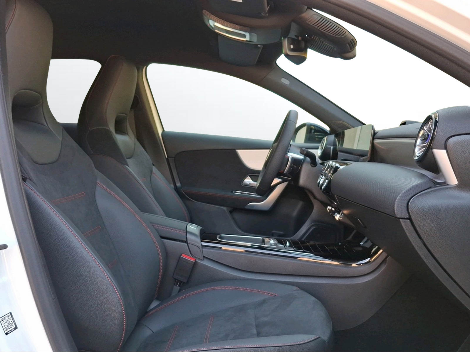 MERCEDES-BENZ A 200 Night Star 7G-DCT - 11