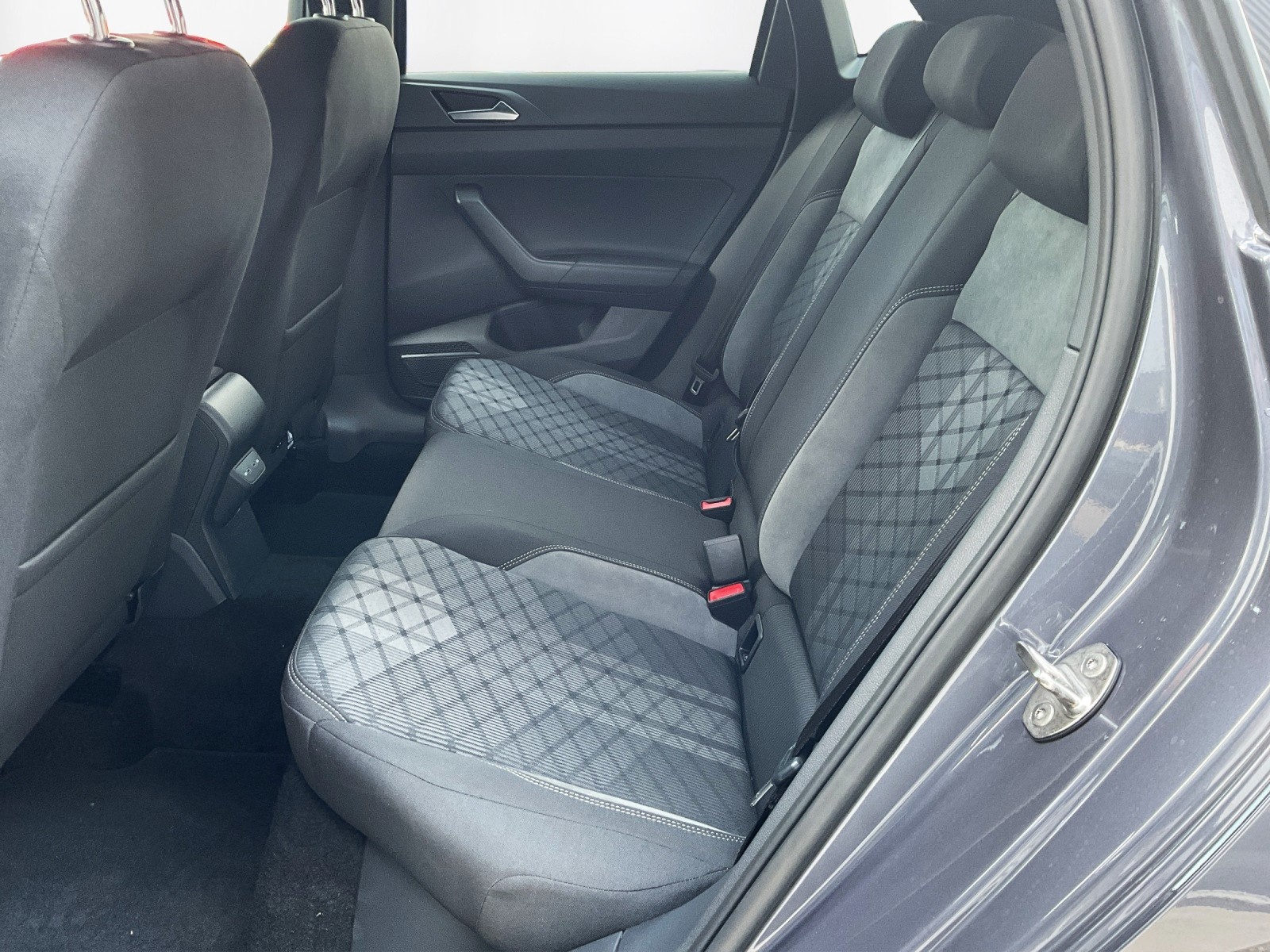 VW Polo 1.0 TSI R-Line DSG - 12