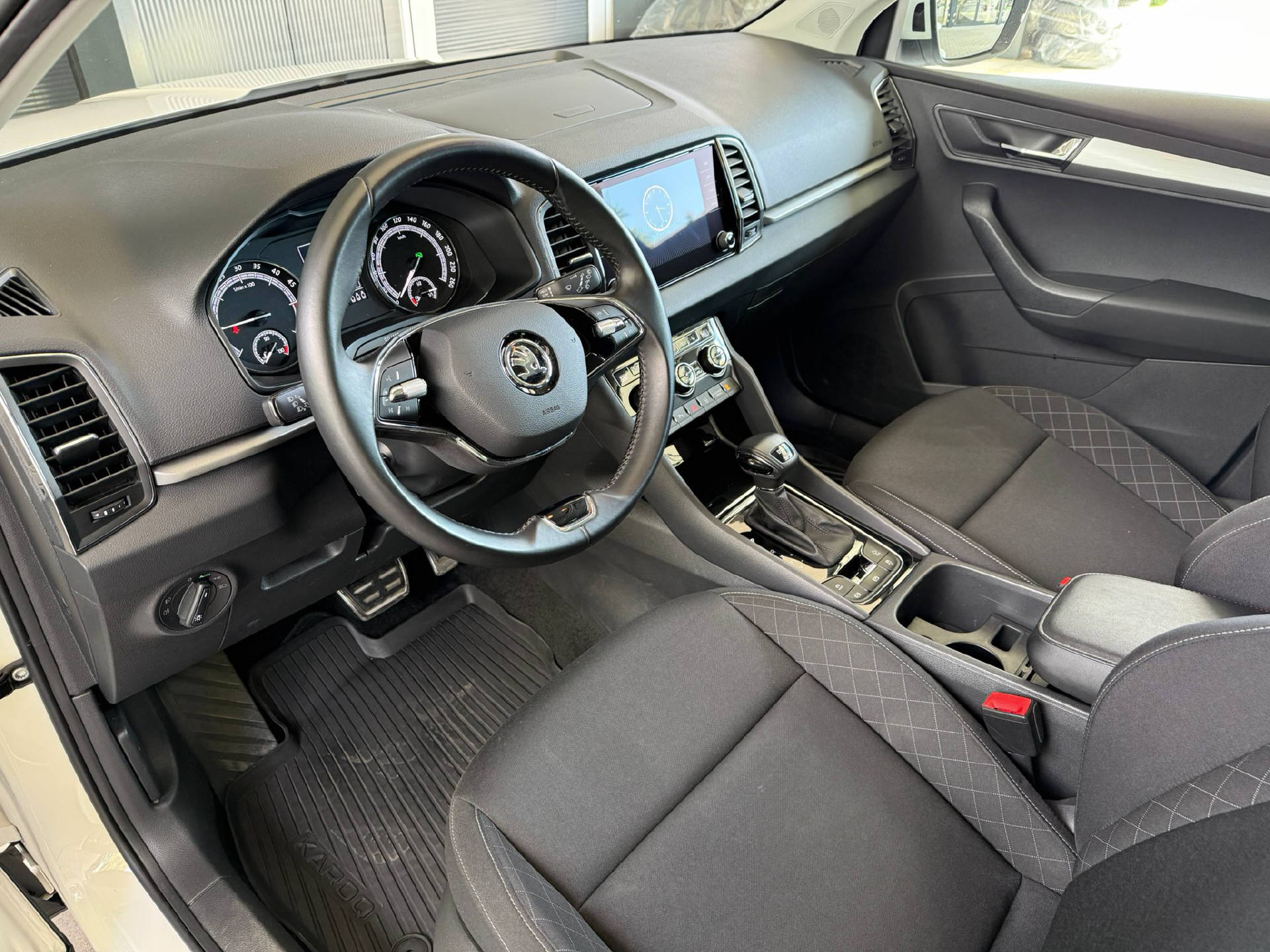 SKODA Karoq 2.0 TDI Ambition 4×4 DSG-5