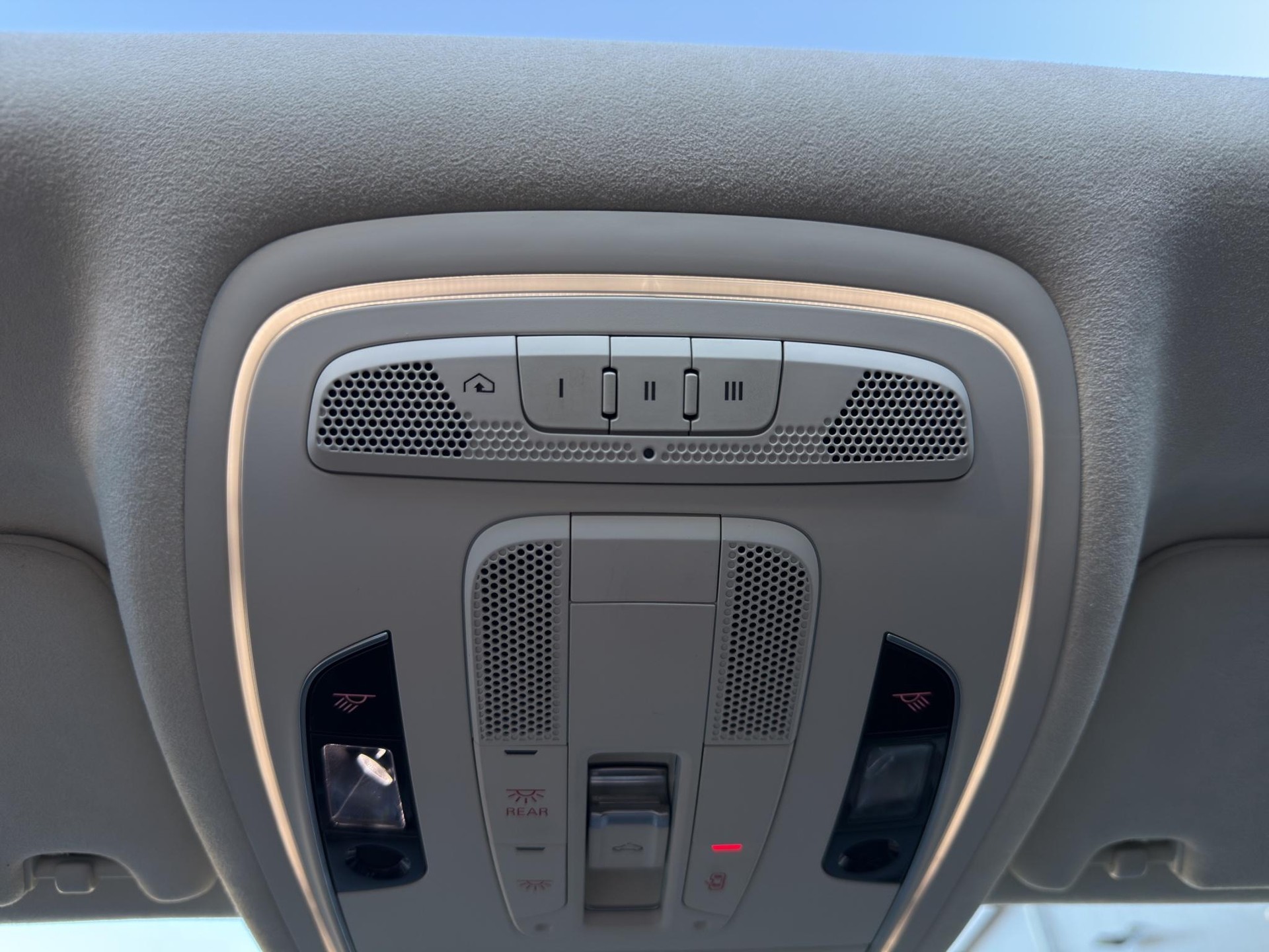 AUDI S8 4.0 V8 TFSI quattro T-Tronic - 28