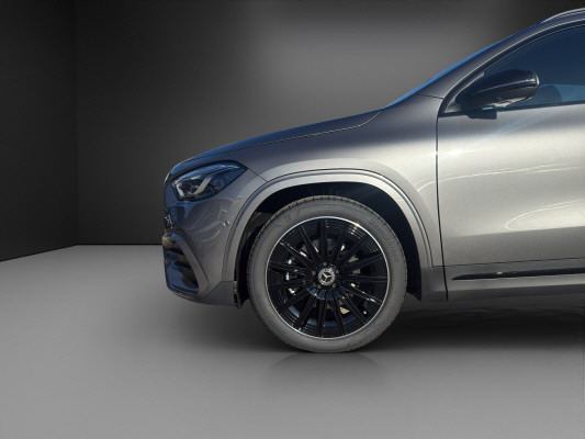 MERCEDES-BENZ GLA 220d 4Matic 8G-DCT - 5