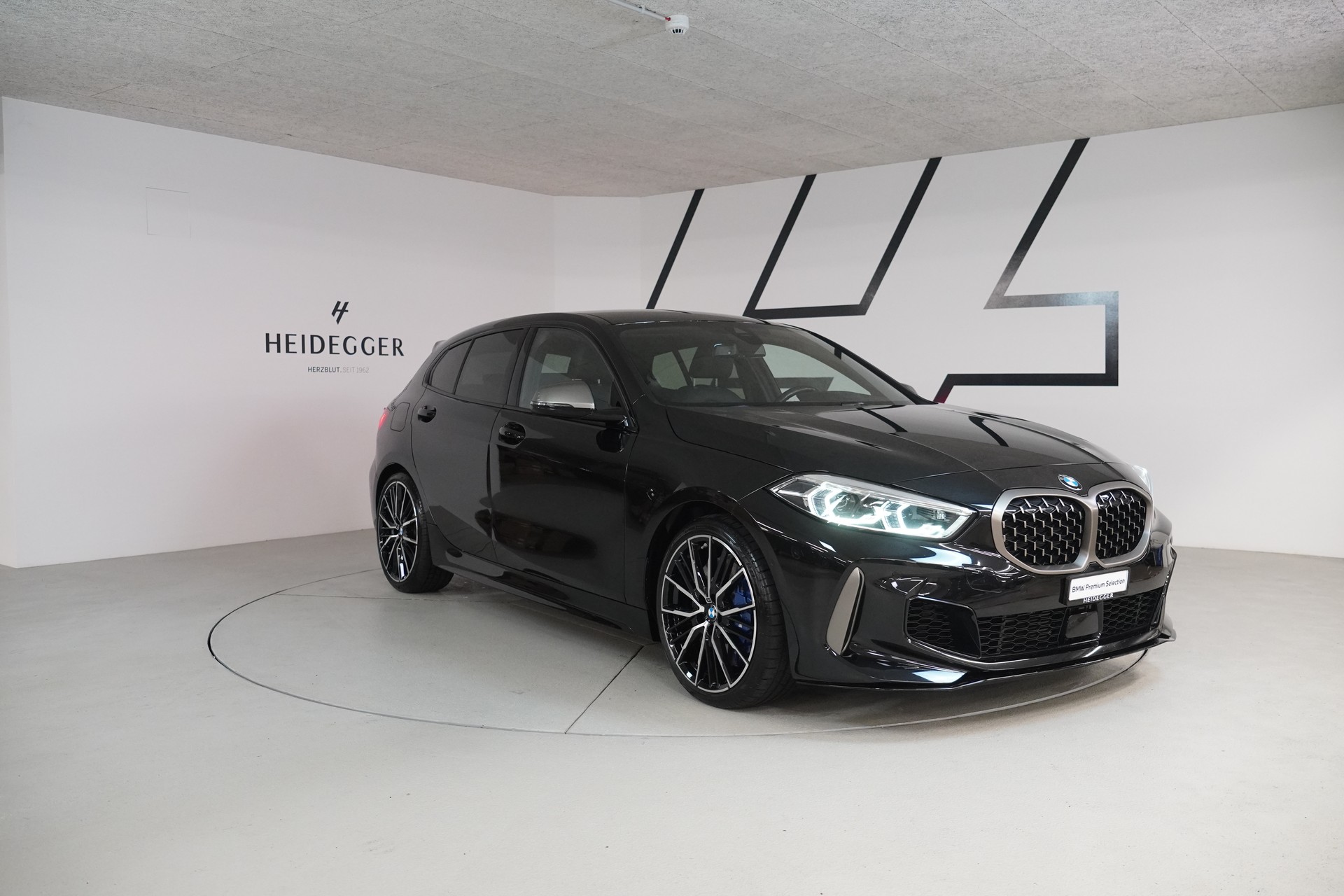 BMW M135i xDrive Steptronic - 3