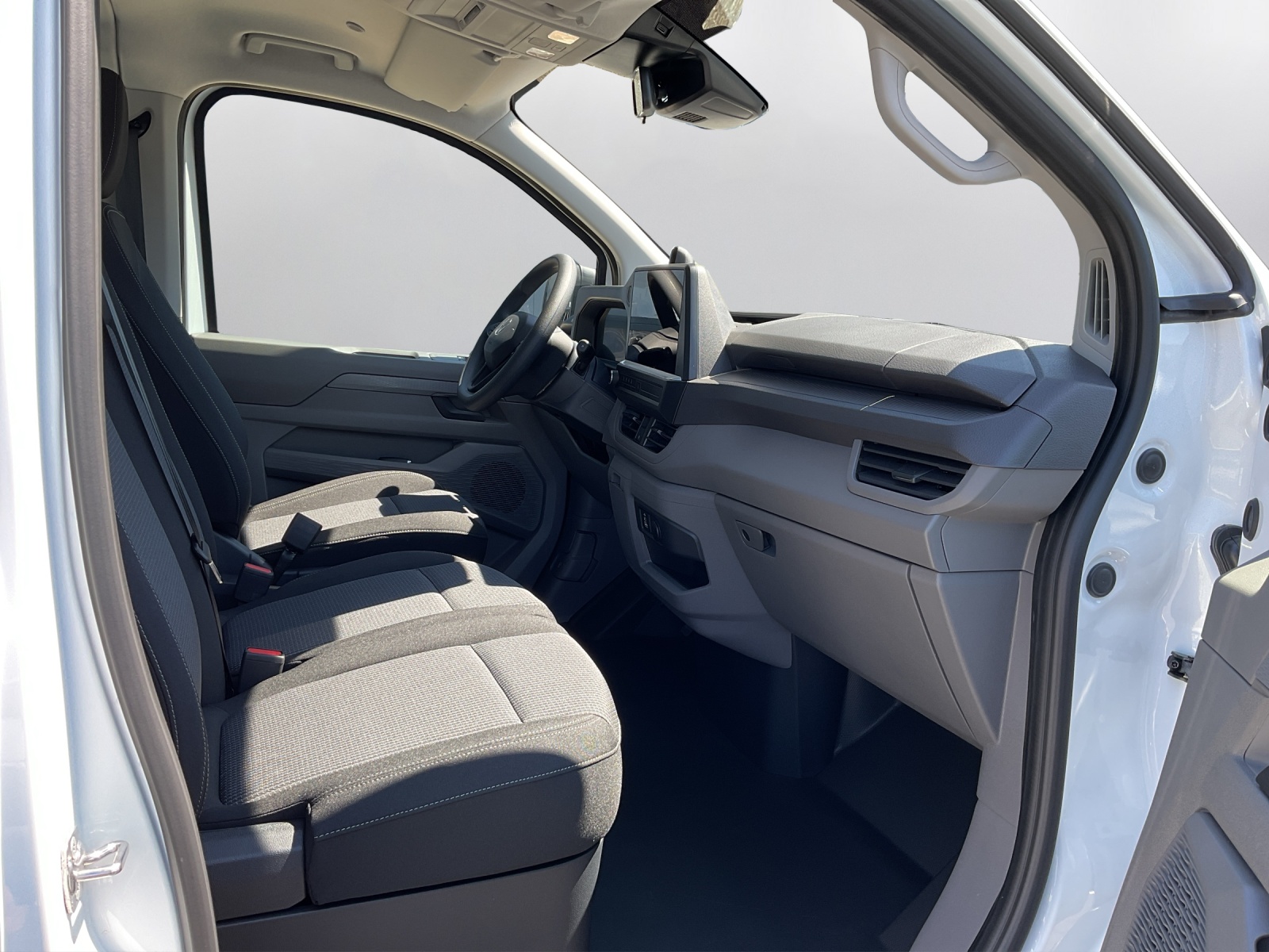 VW Transporter 2.0 TDI Automat - 13