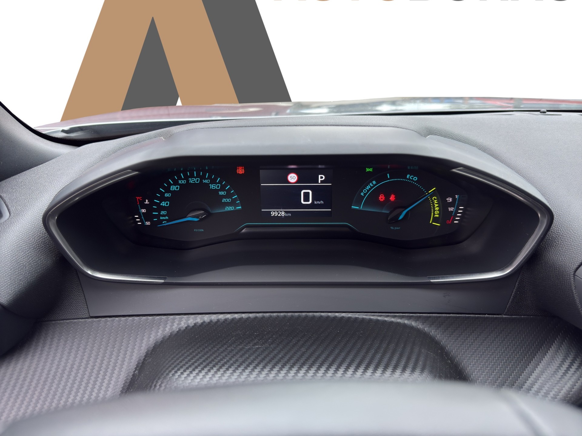 PEUGEOT 2008 1.2 Hybrid 145 Style - 19