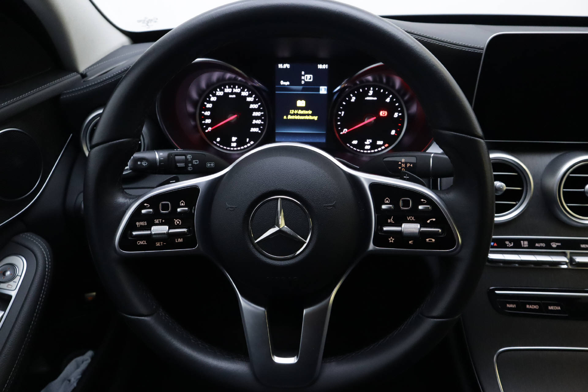 MERCEDES-BENZ C 220 d AMG Line Kombi-7