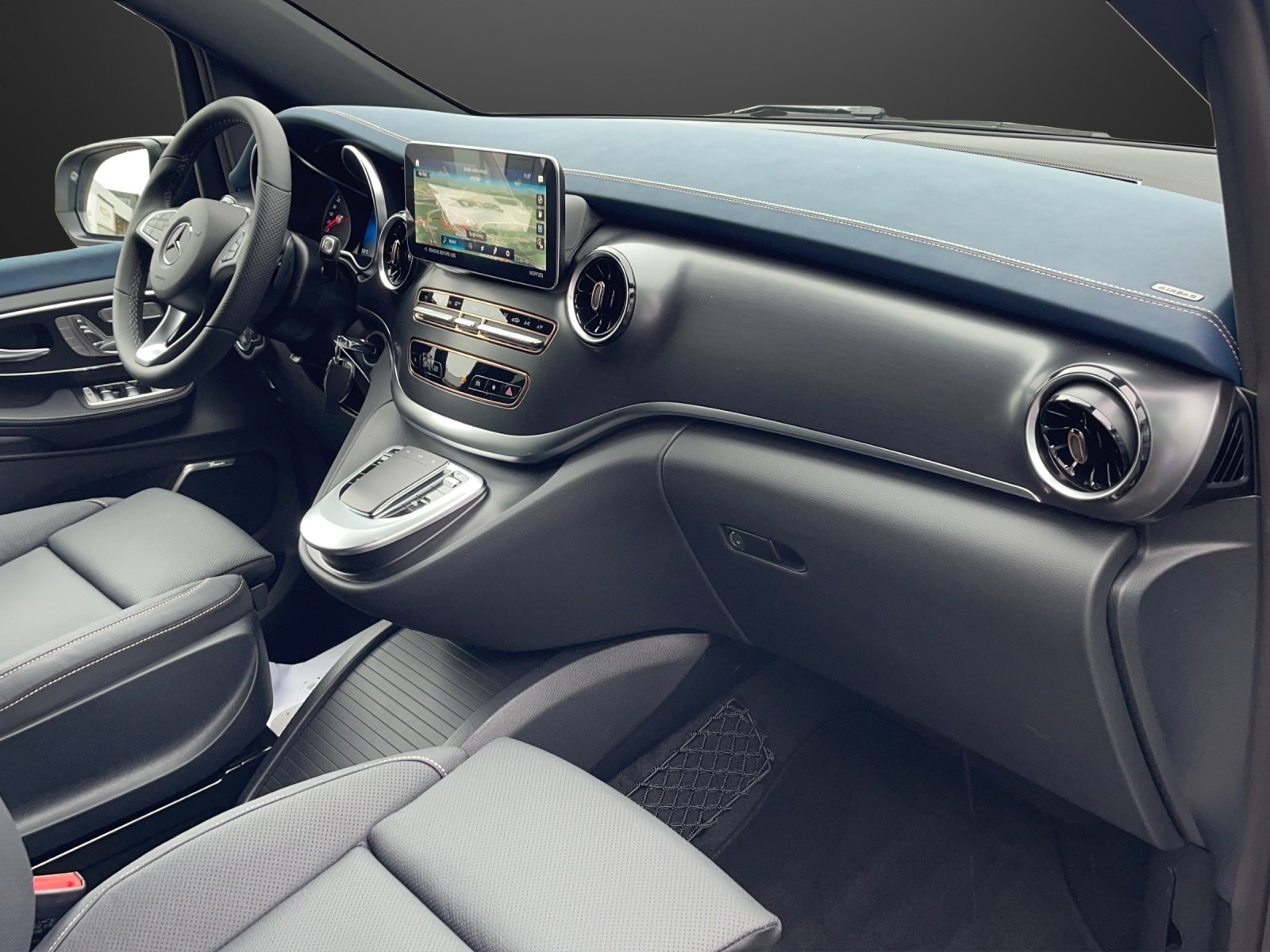 MERCEDES-BENZ EQV 300 lang - 12