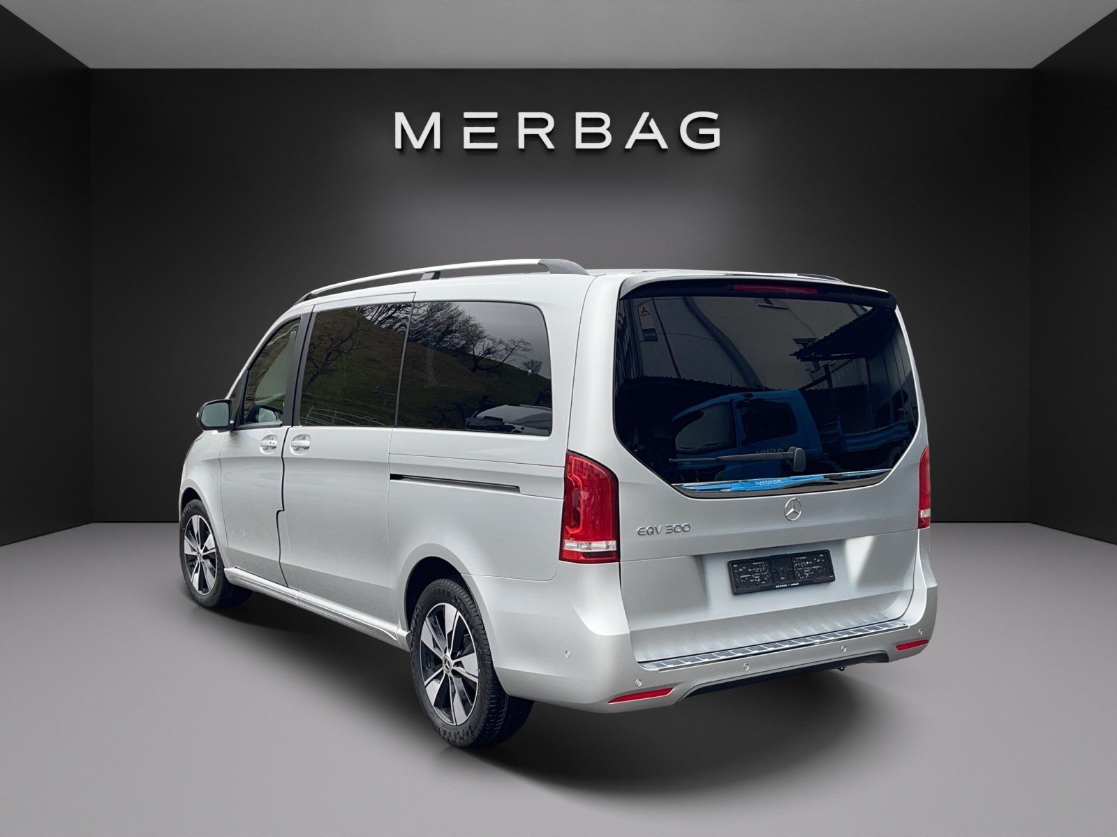 MERCEDES-BENZ EQV 300 lang - 4