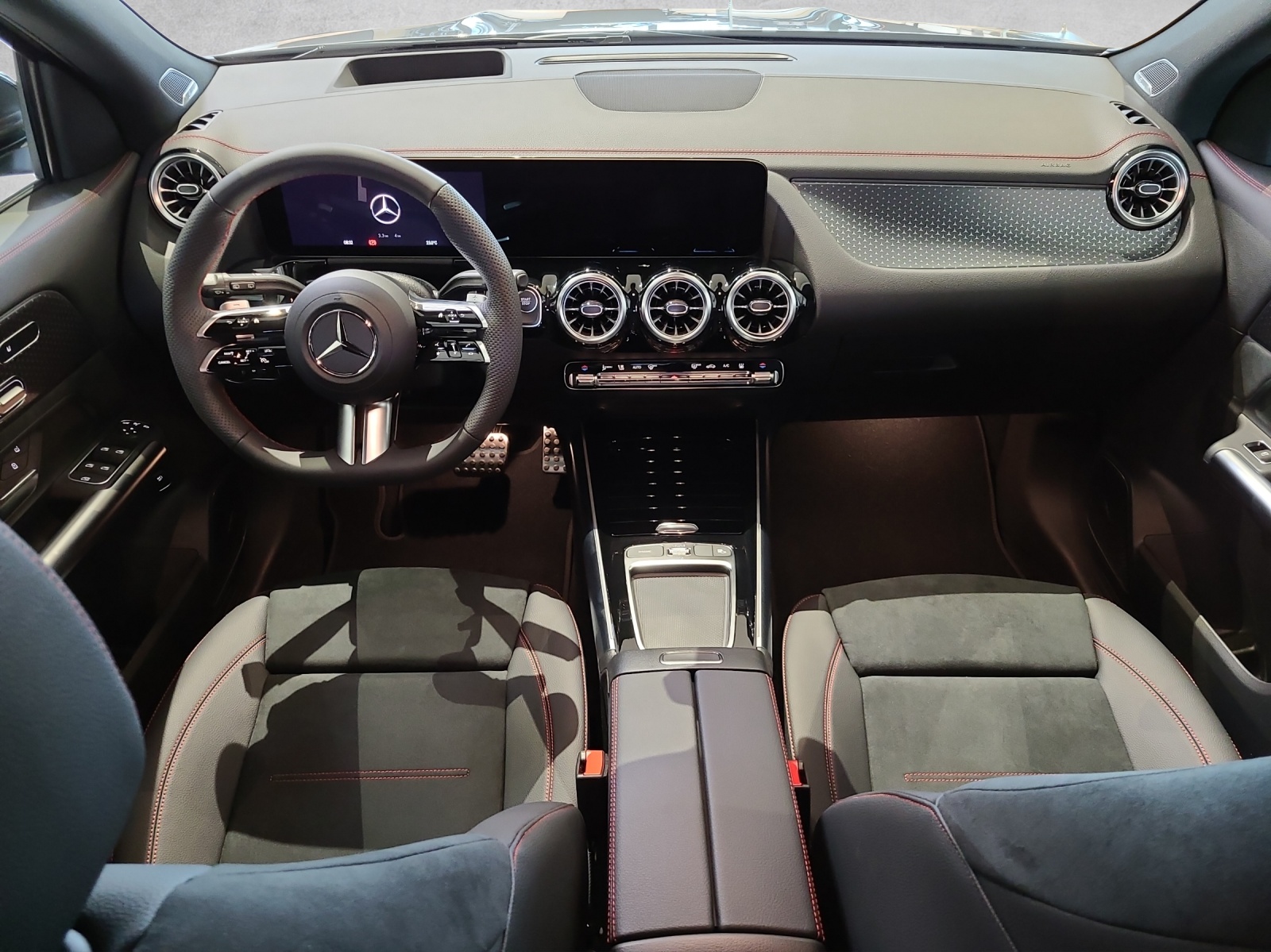 MERCEDES-BENZ EQA 350 66,5 kWh 4Matic Excellence - 12