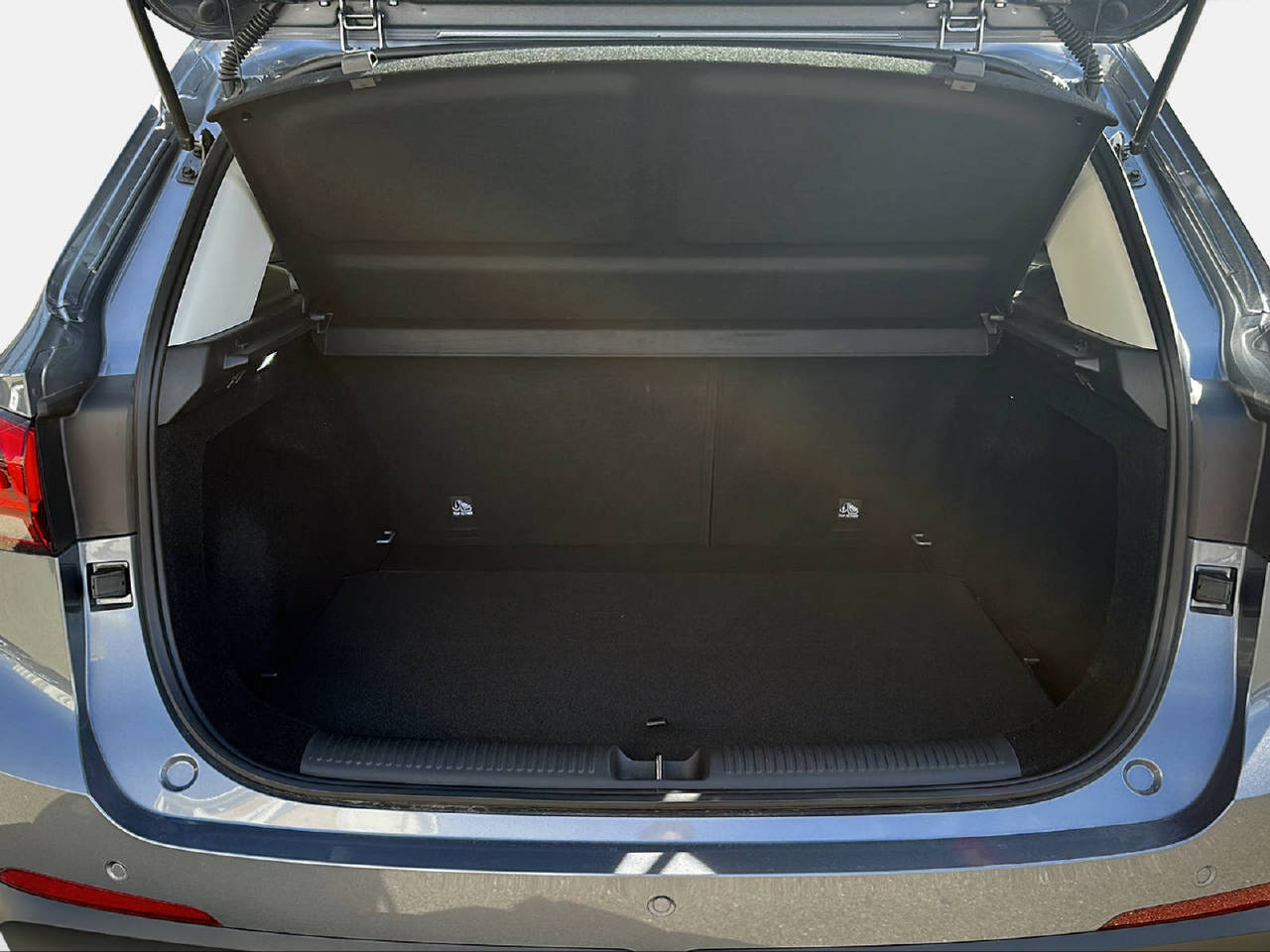 MG ZS 1.5 Hybrid+ Luxury - 12