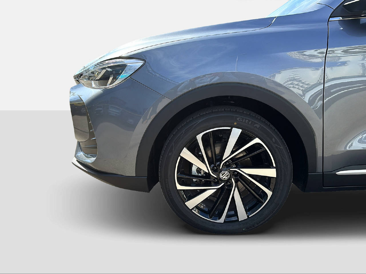 MG ZS 1.5 Hybrid+ Luxury - 9