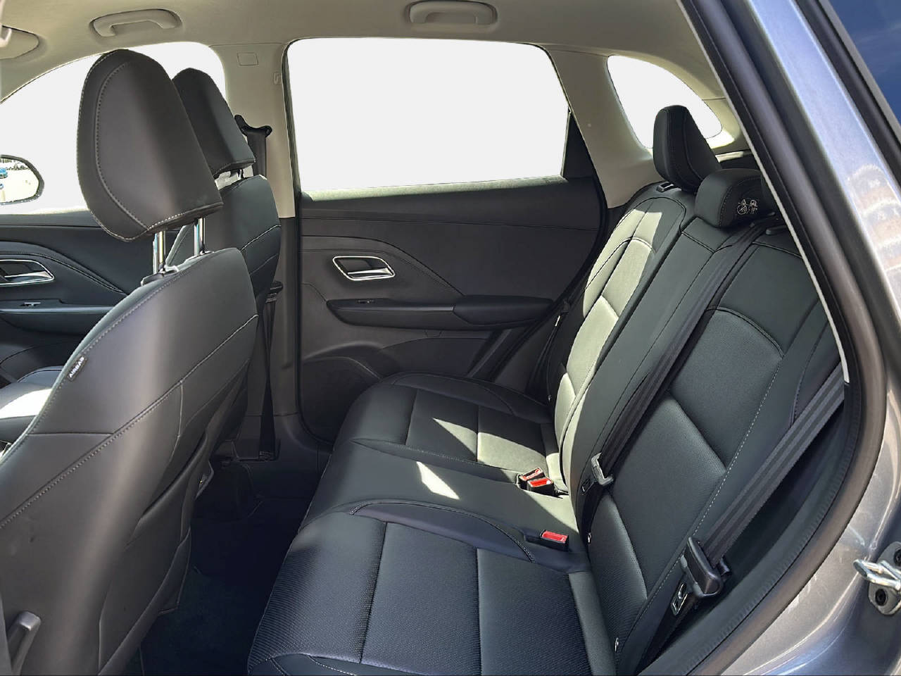 MG ZS 1.5 Hybrid+ Luxury - 11
