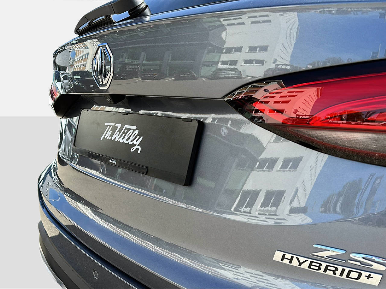 MG ZS 1.5 Hybrid+ Luxury - 13