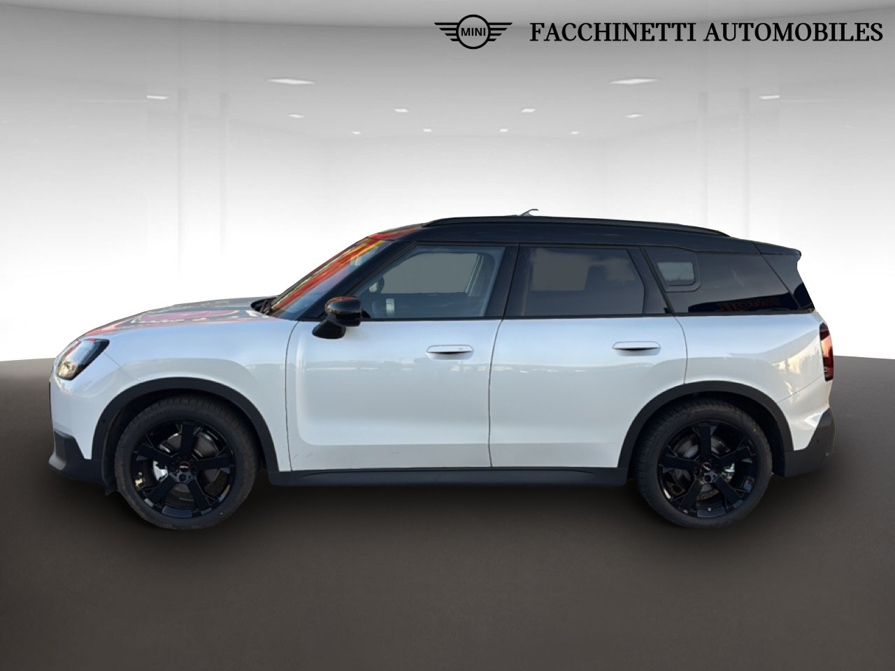 MINI MINI COUNTRYMAN E - 8