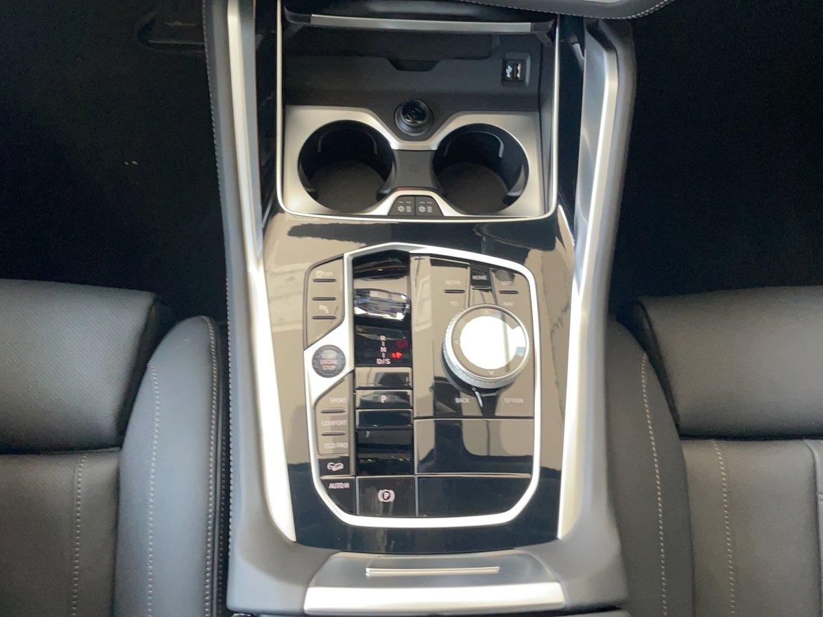 Fahrzeugbild 10