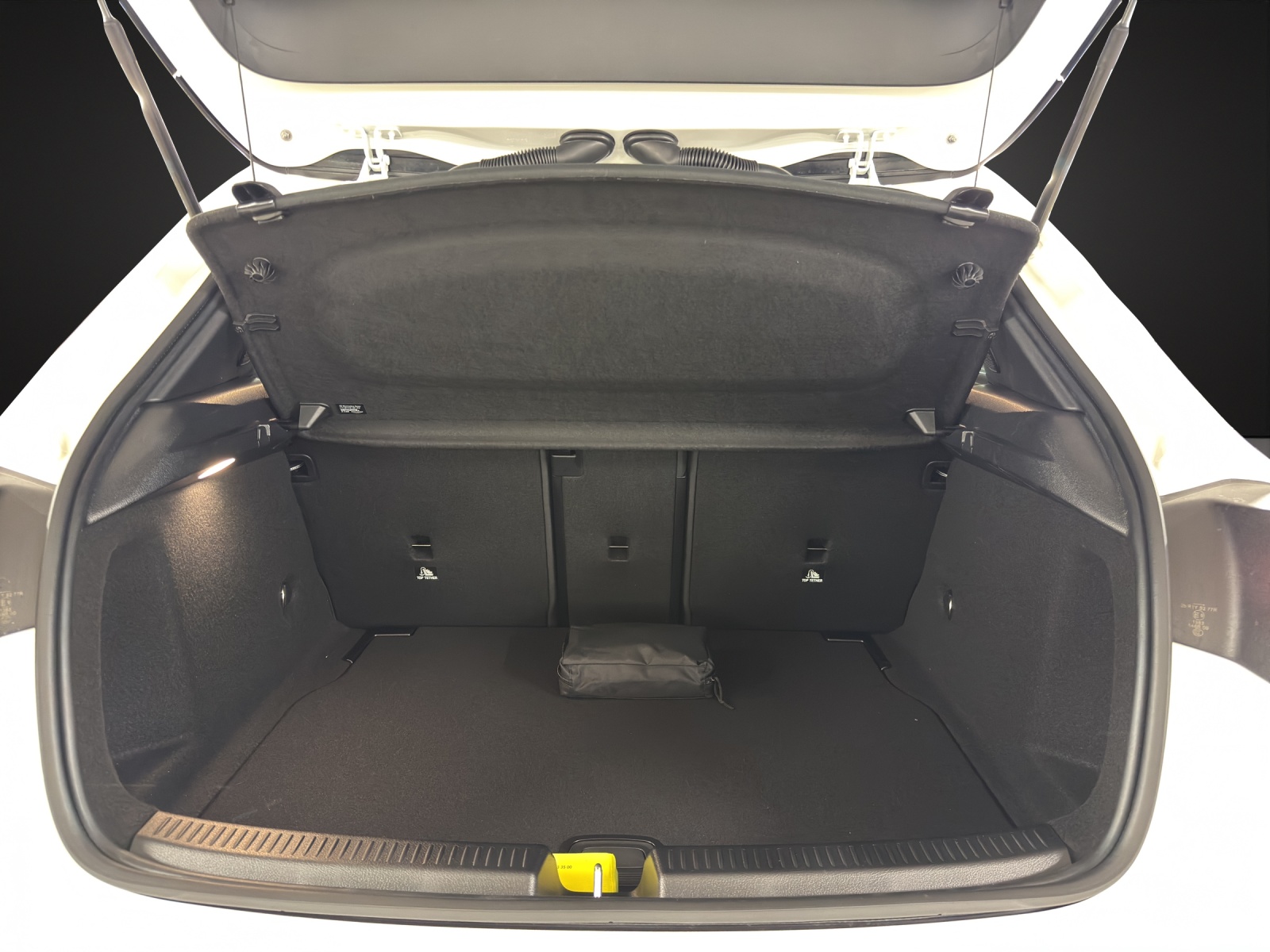 MERCEDES-BENZ A 250 4Matic 8G-DCT - 16