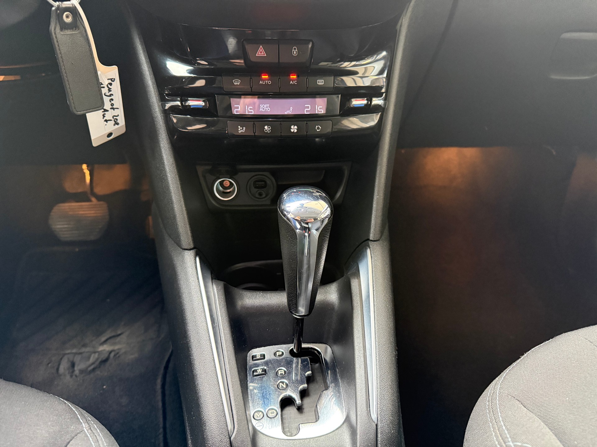 PEUGEOT 208 1.6 VTI Allure Automatik - 16