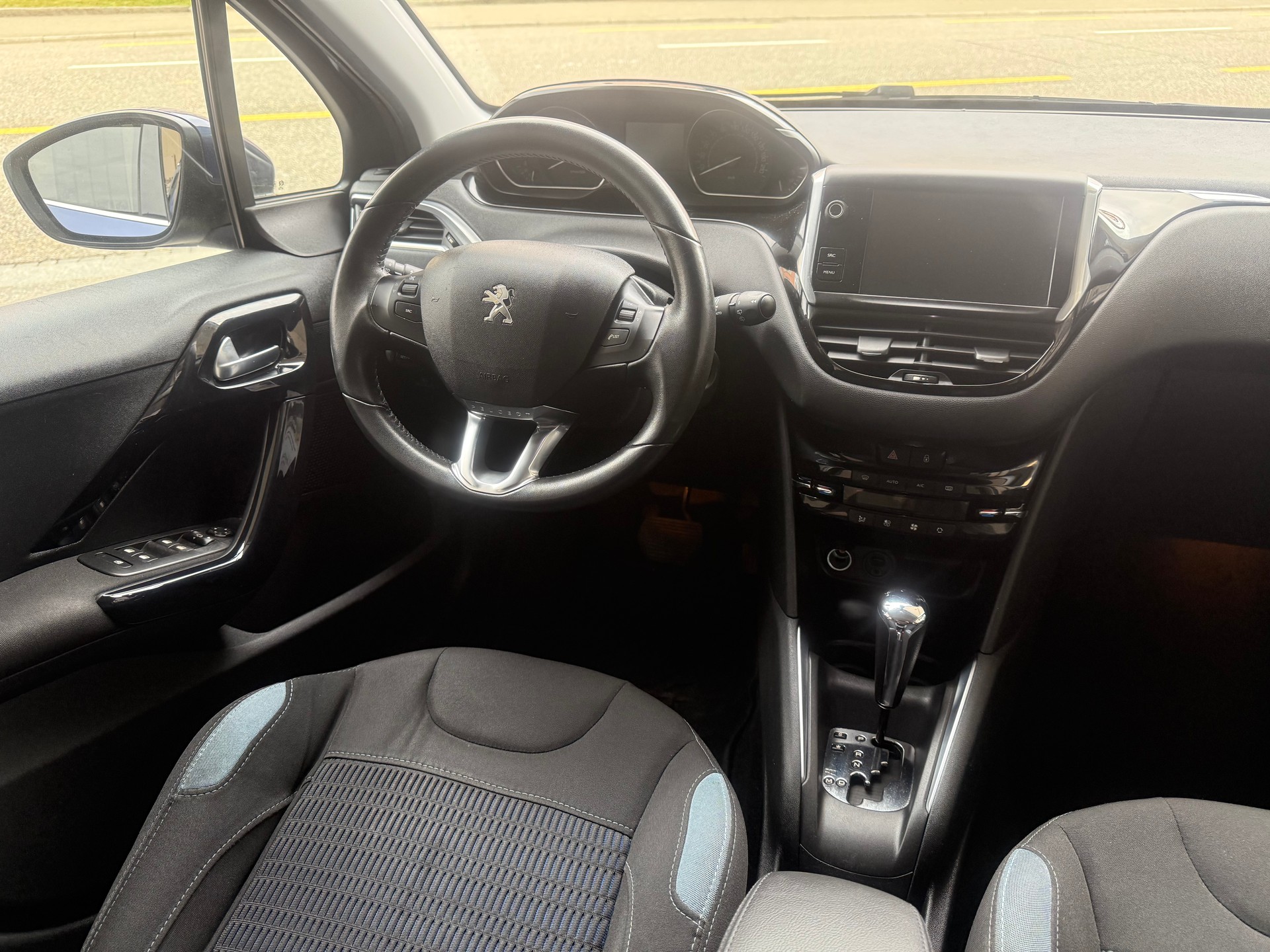 PEUGEOT 208 1.6 VTI Allure Automatik - 9