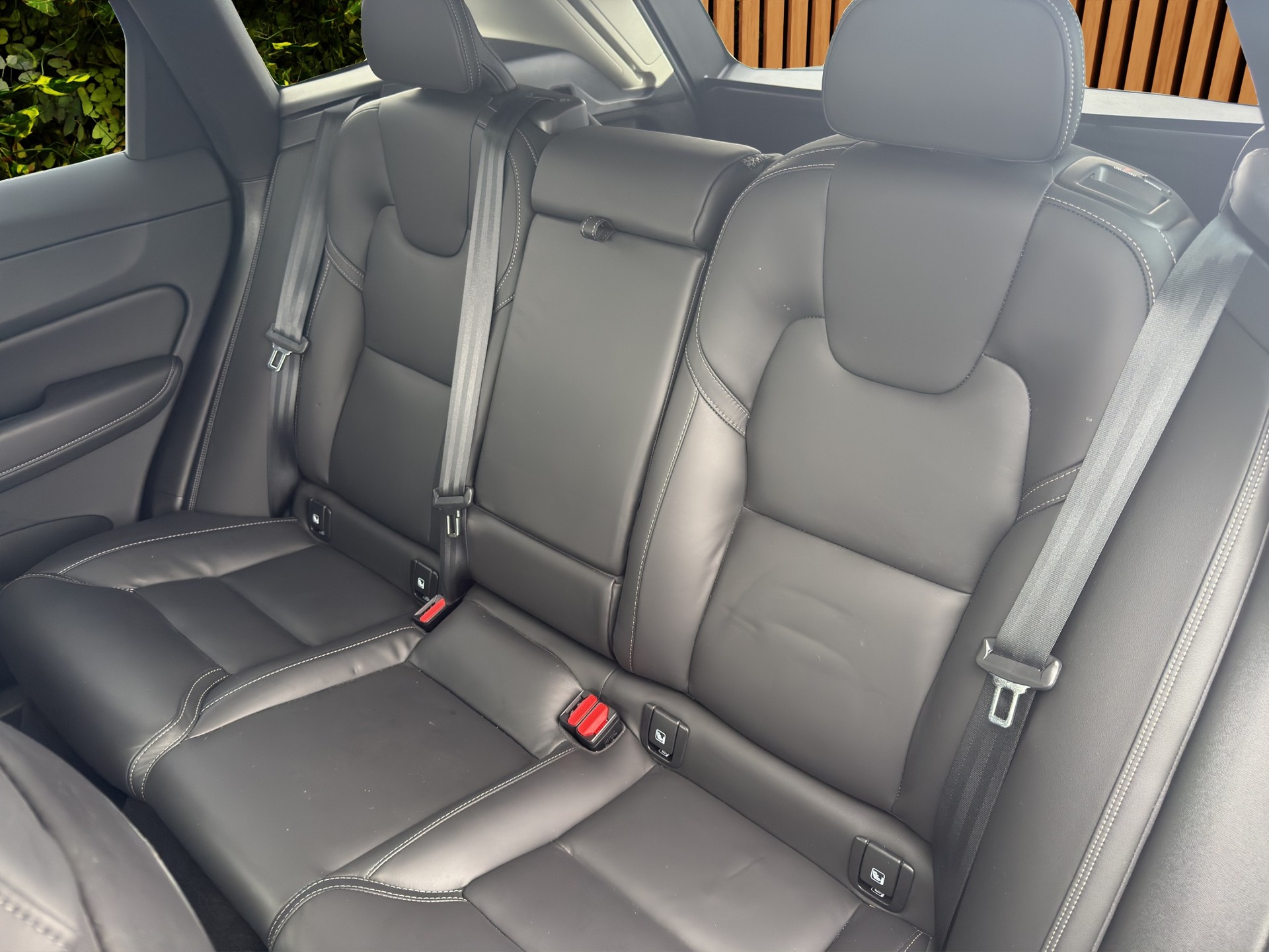 VOLVO XC60 2.0 T8 TE XCENTRIC eAWD - 10