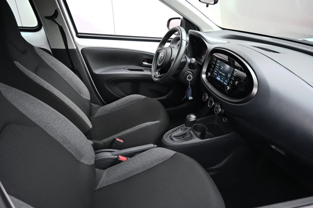 TOYOTA Aygo X 1.0 VVT-i Comfort CVT - 5