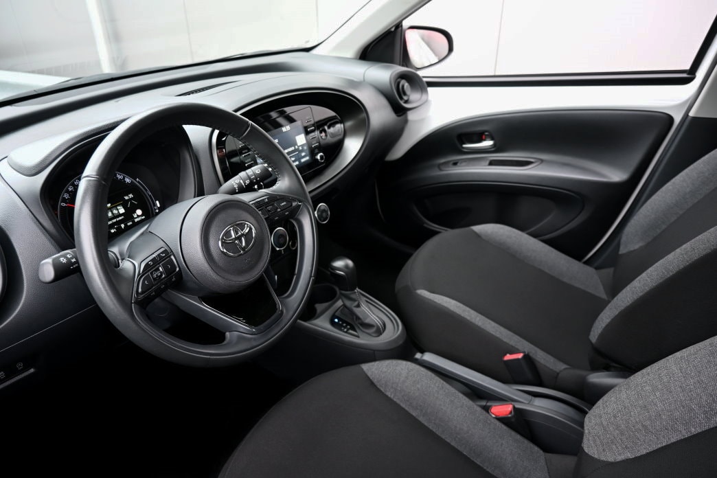 TOYOTA Aygo X 1.0 VVT-i Comfort CVT - 9