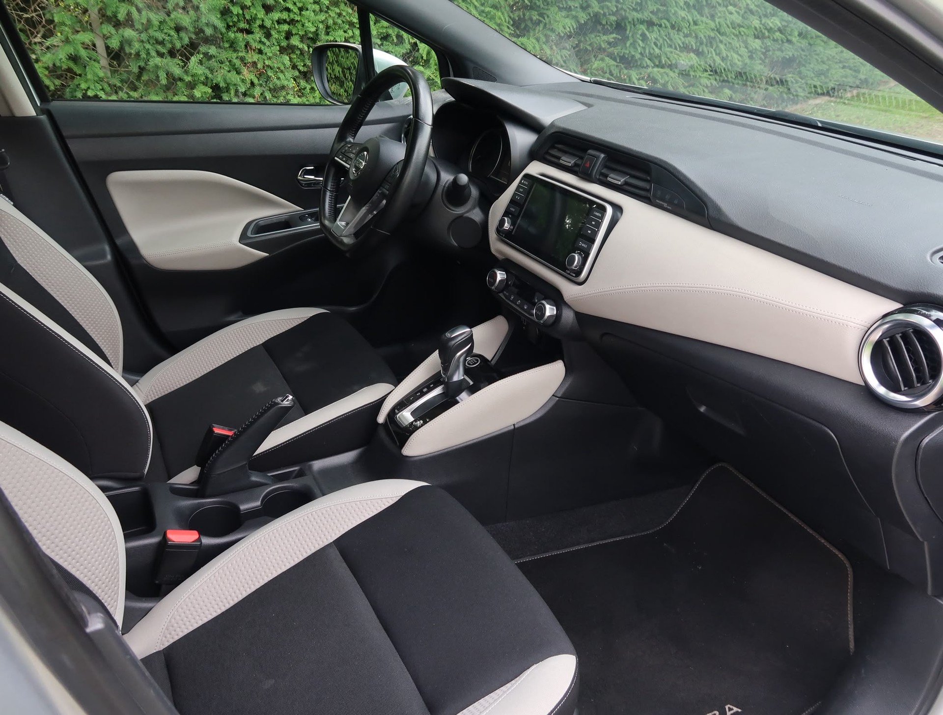 NISSAN Micra IG-T 100 Xtronic tekna (édition) - 15