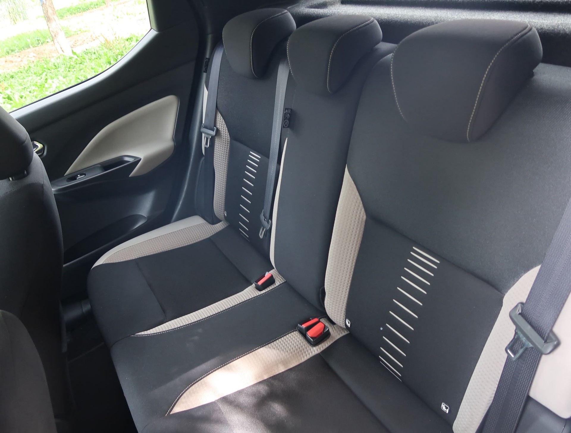 NISSAN Micra IG-T 100 Xtronic tekna (édition) - 24