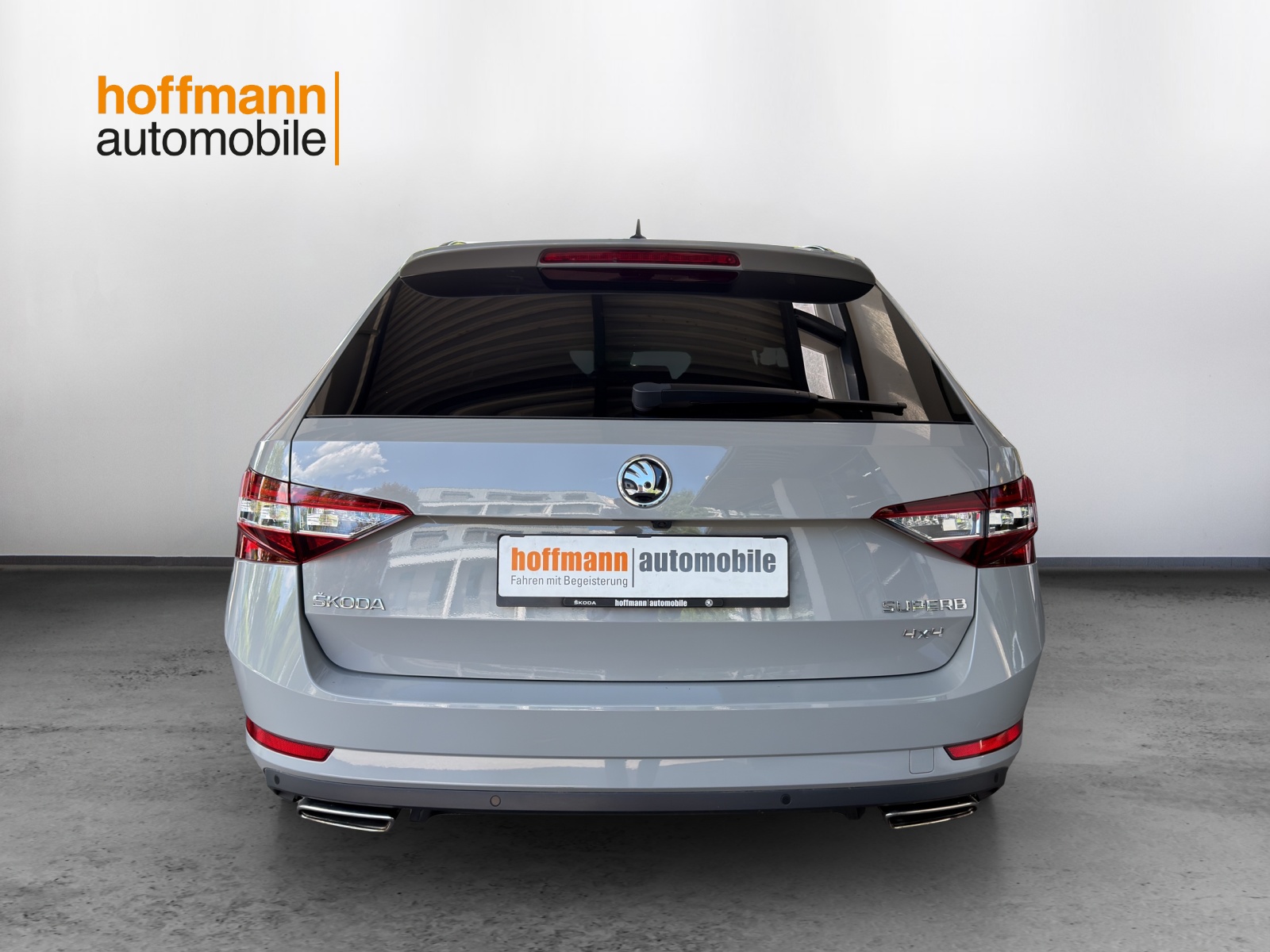 SKODA Superb Combi 2.0 TSI SportLine+ DSG 4x4 - 5