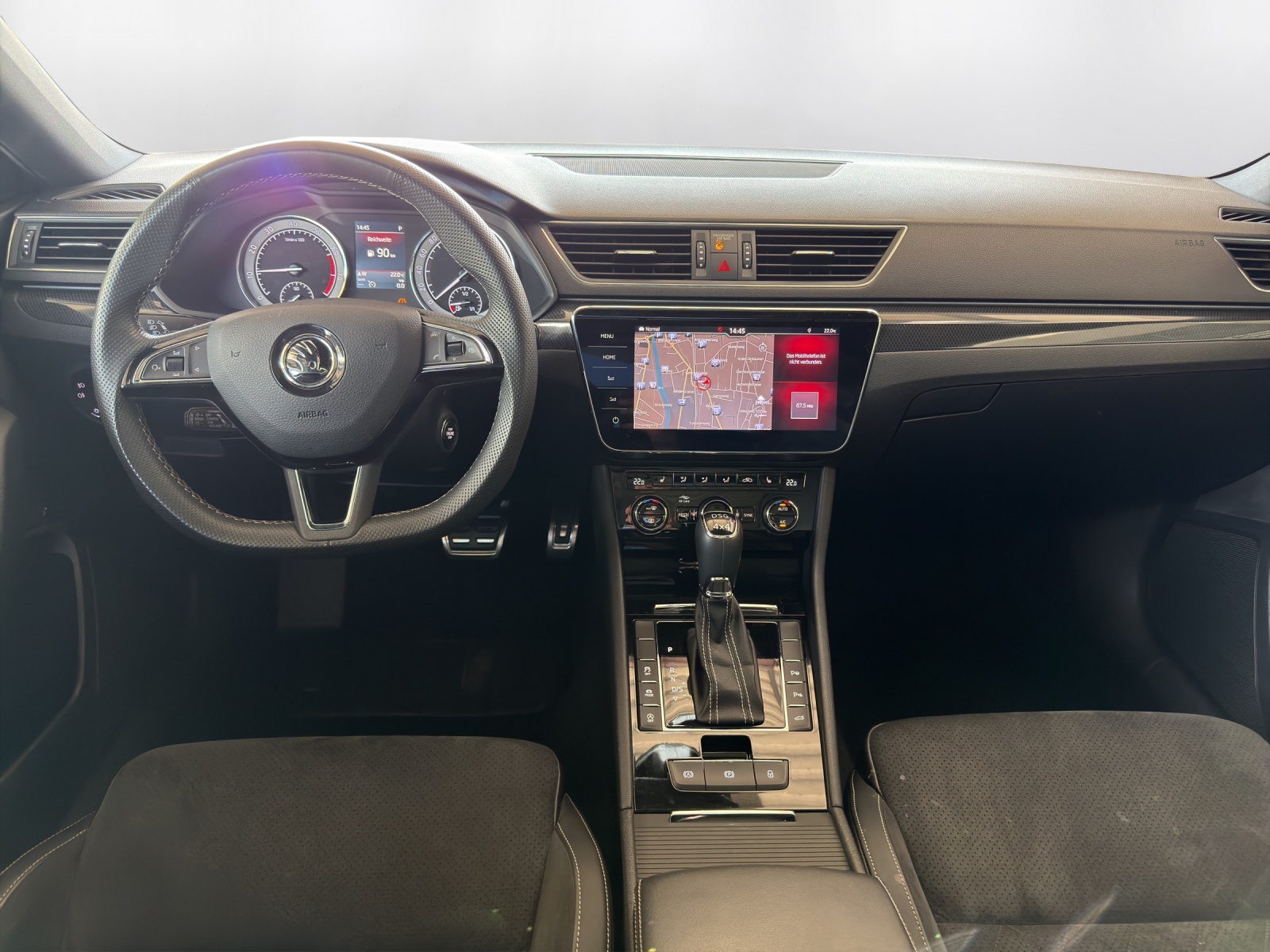 SKODA Superb Combi 2.0 TSI SportLine+ DSG 4x4 - 7