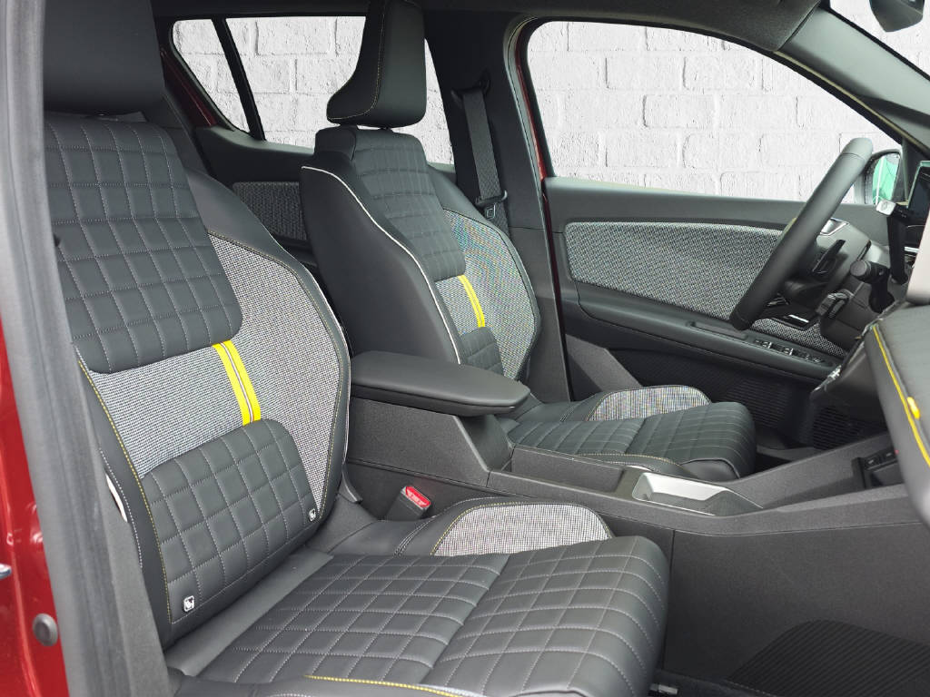RENAULT R4 E-Tech Comfort Range FALTDACH - 11