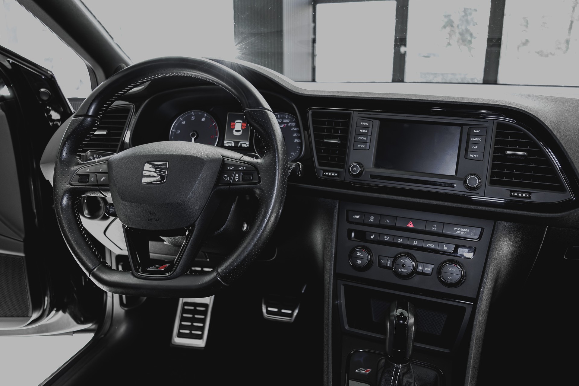 SEAT Leon 2.0 TSI Cupra 280 DSG - 6