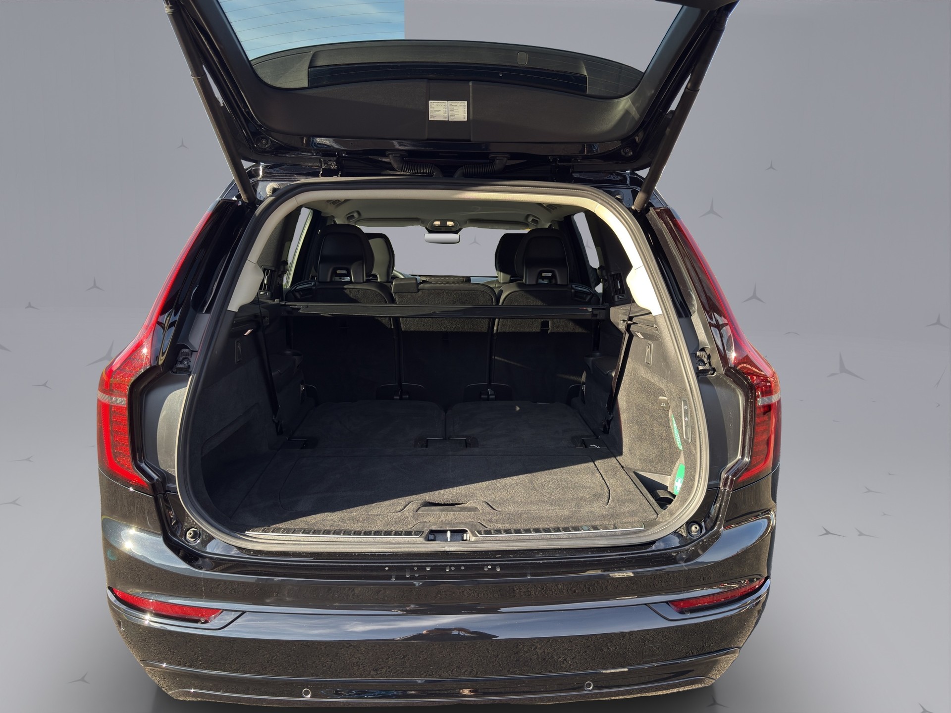 VOLVO XC90 2.0 T8 TE Plus Dark eAWD - 18