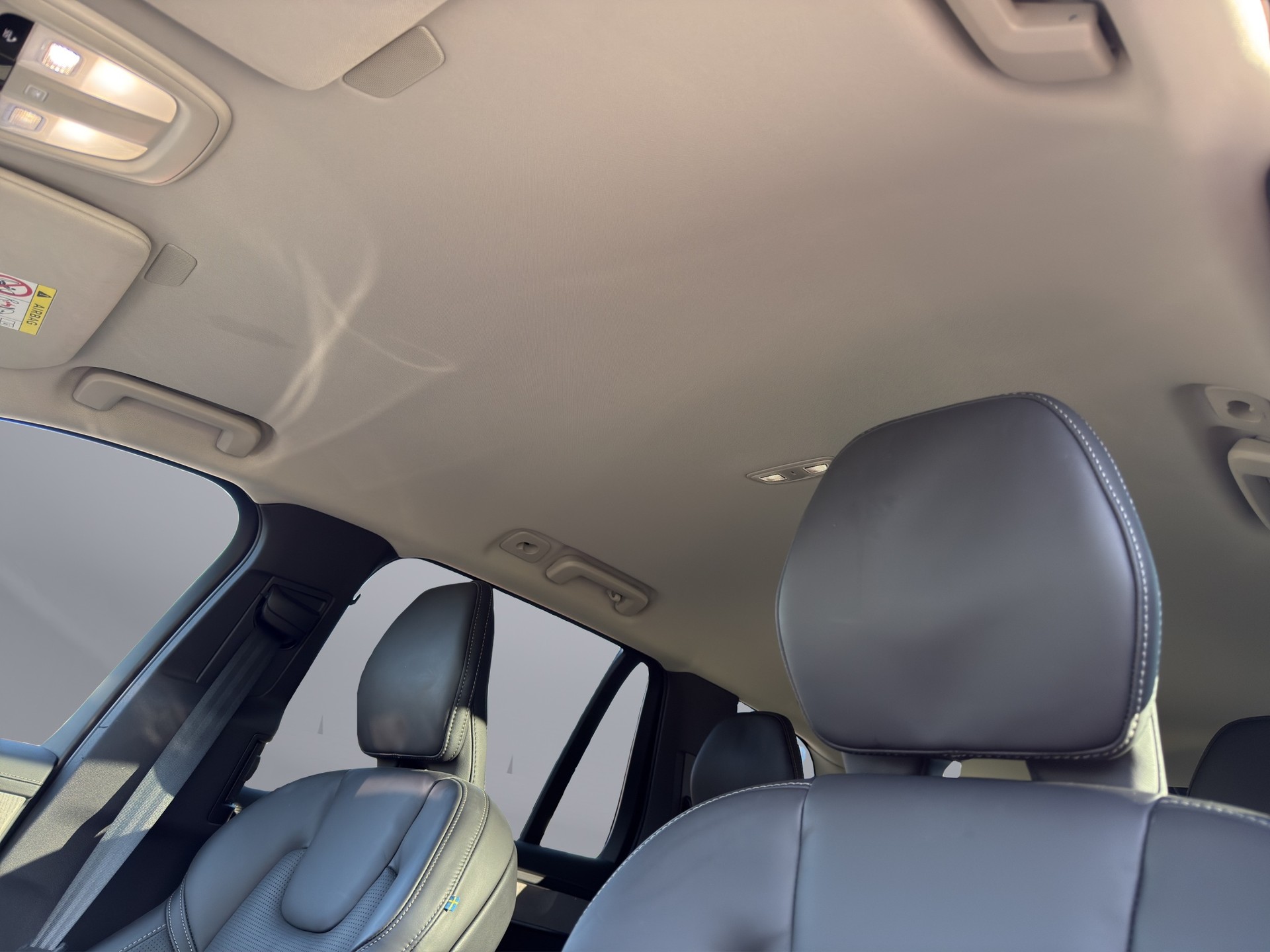 VOLVO XC90 2.0 T8 TE Plus Dark eAWD - 11