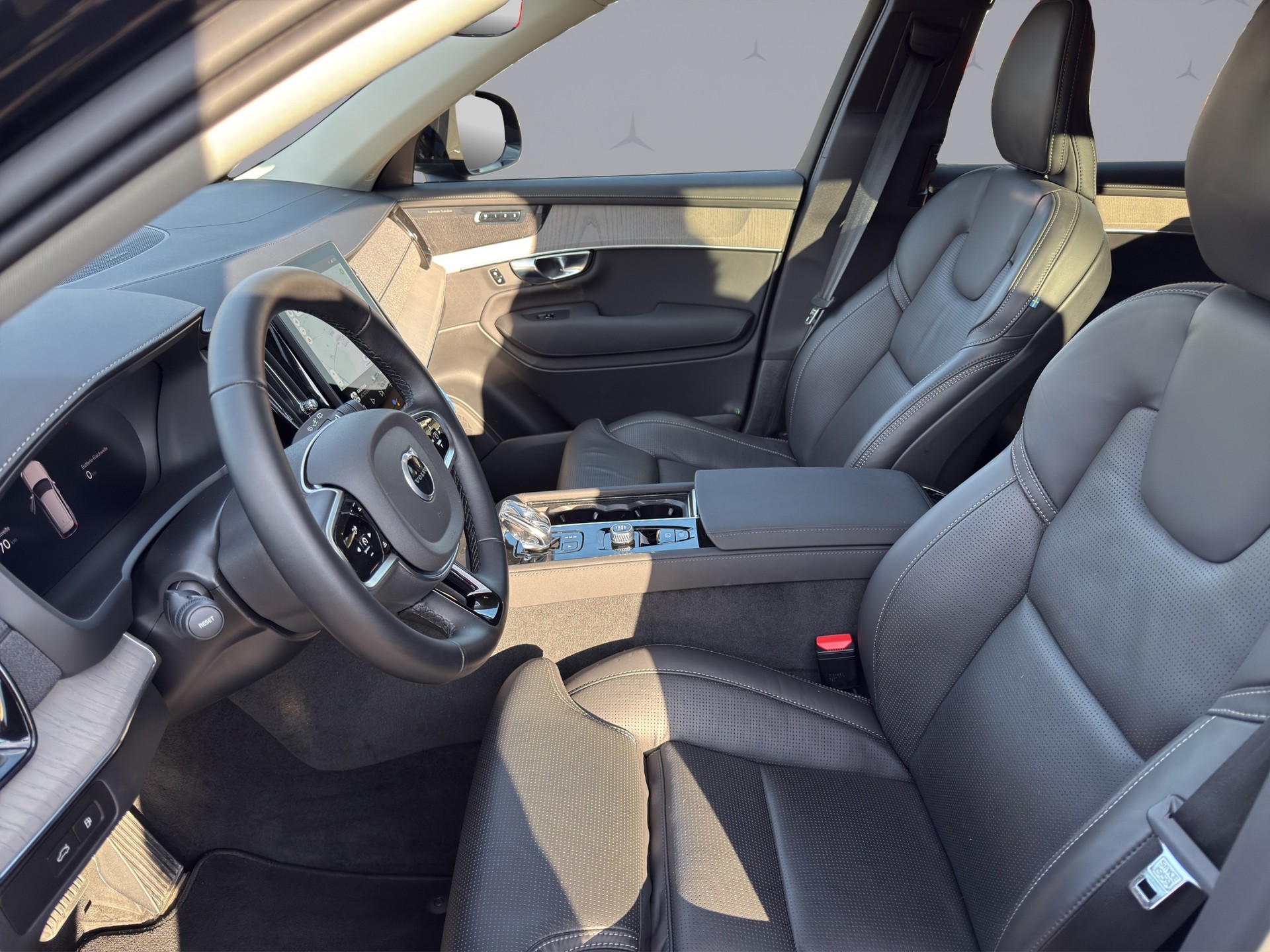 VOLVO XC90 2.0 T8 TE Plus Dark eAWD - 9