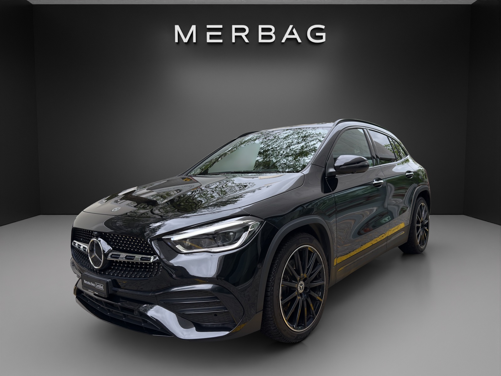 MERCEDES-BENZ GLA 250 4Matic AMG Line 8G-DCT - 3