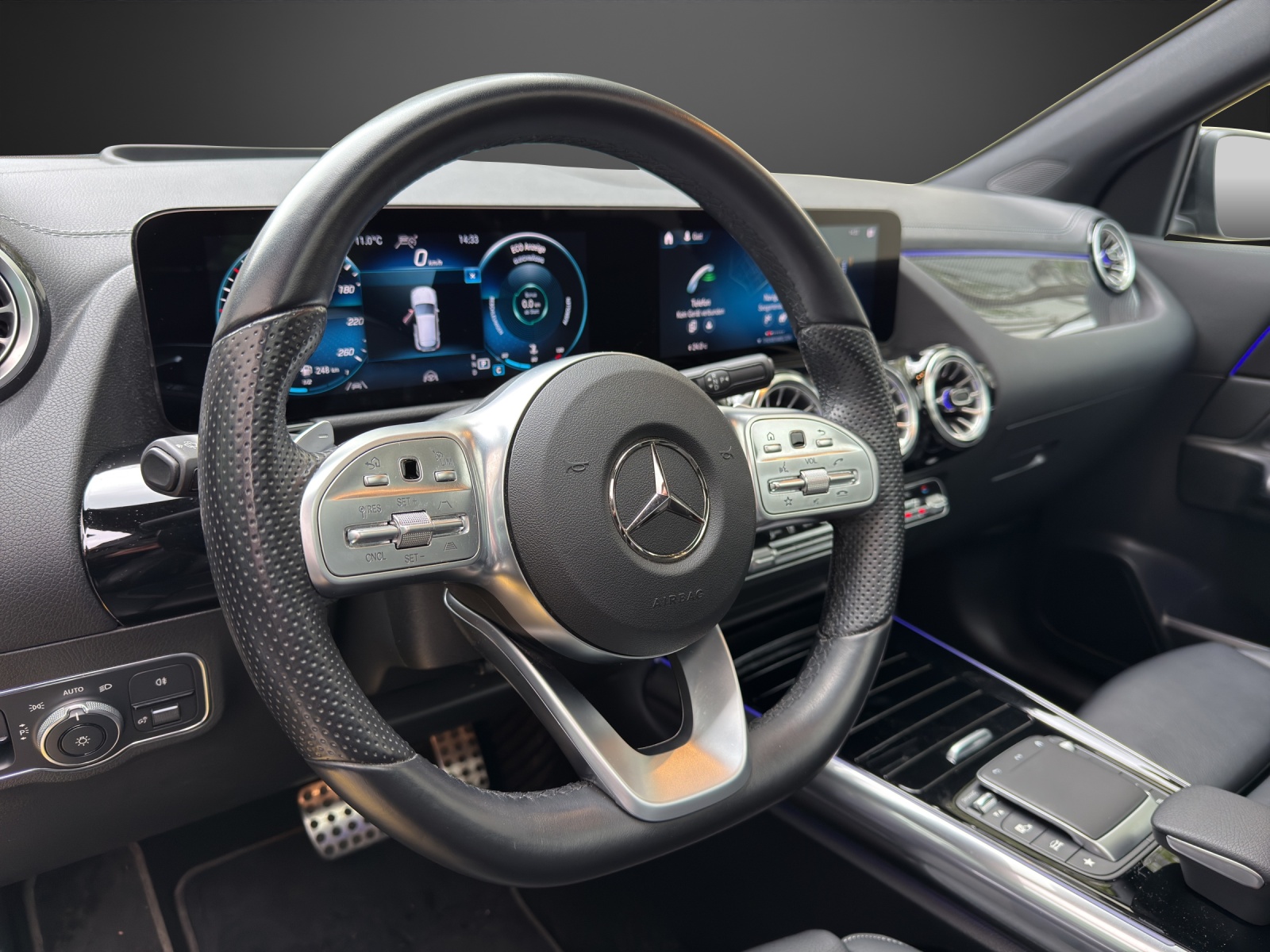 MERCEDES-BENZ GLA 250 4Matic AMG Line 8G-DCT - 13