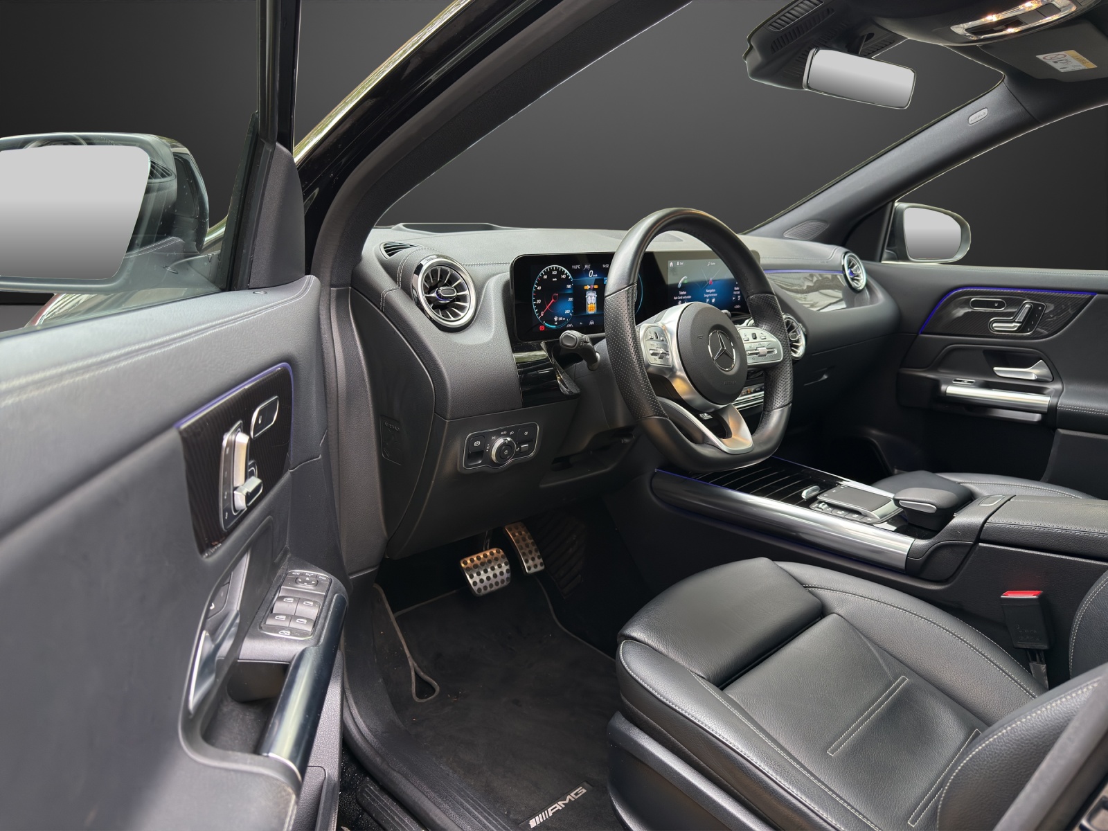 MERCEDES-BENZ GLA 250 4Matic AMG Line 8G-DCT - 11