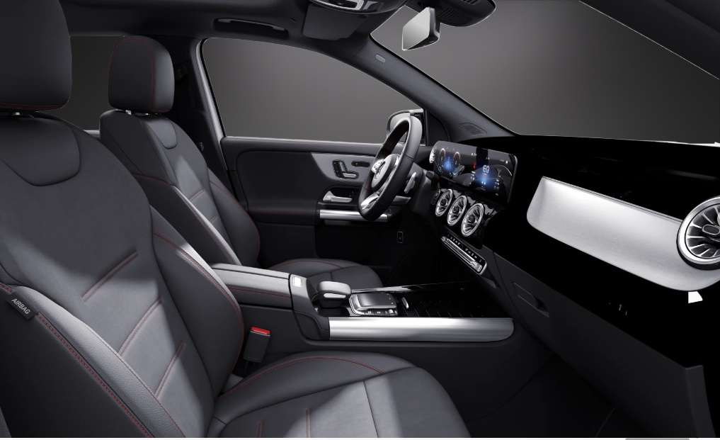 MERCEDES-BENZ EQA 300 AMG Line 4Matic - 9