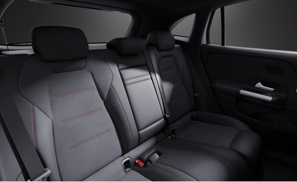 MERCEDES-BENZ EQA 300 AMG Line 4Matic - 10