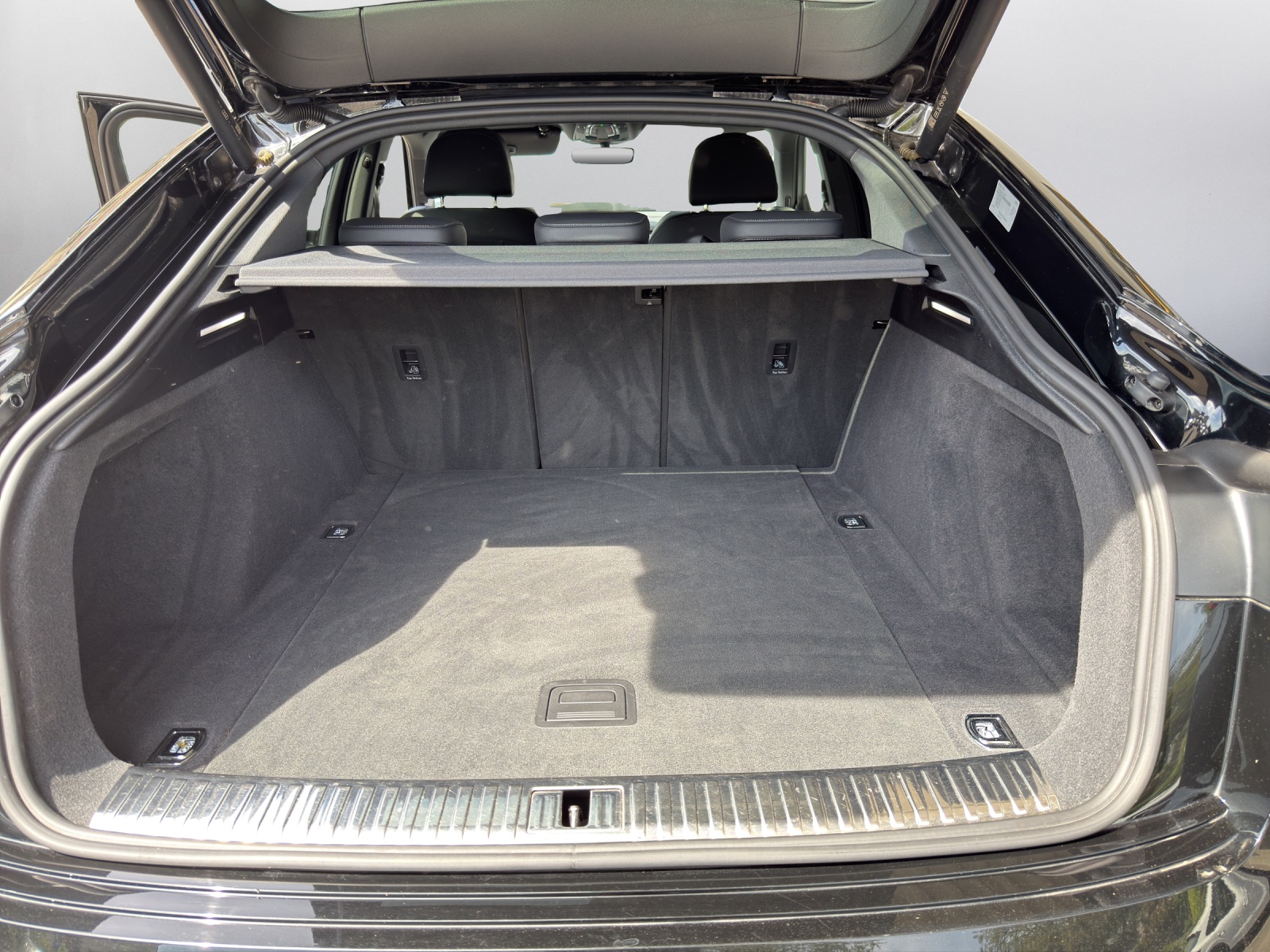 AUDI e-tron 55 Sportback S Line Black Edition quattro - 12