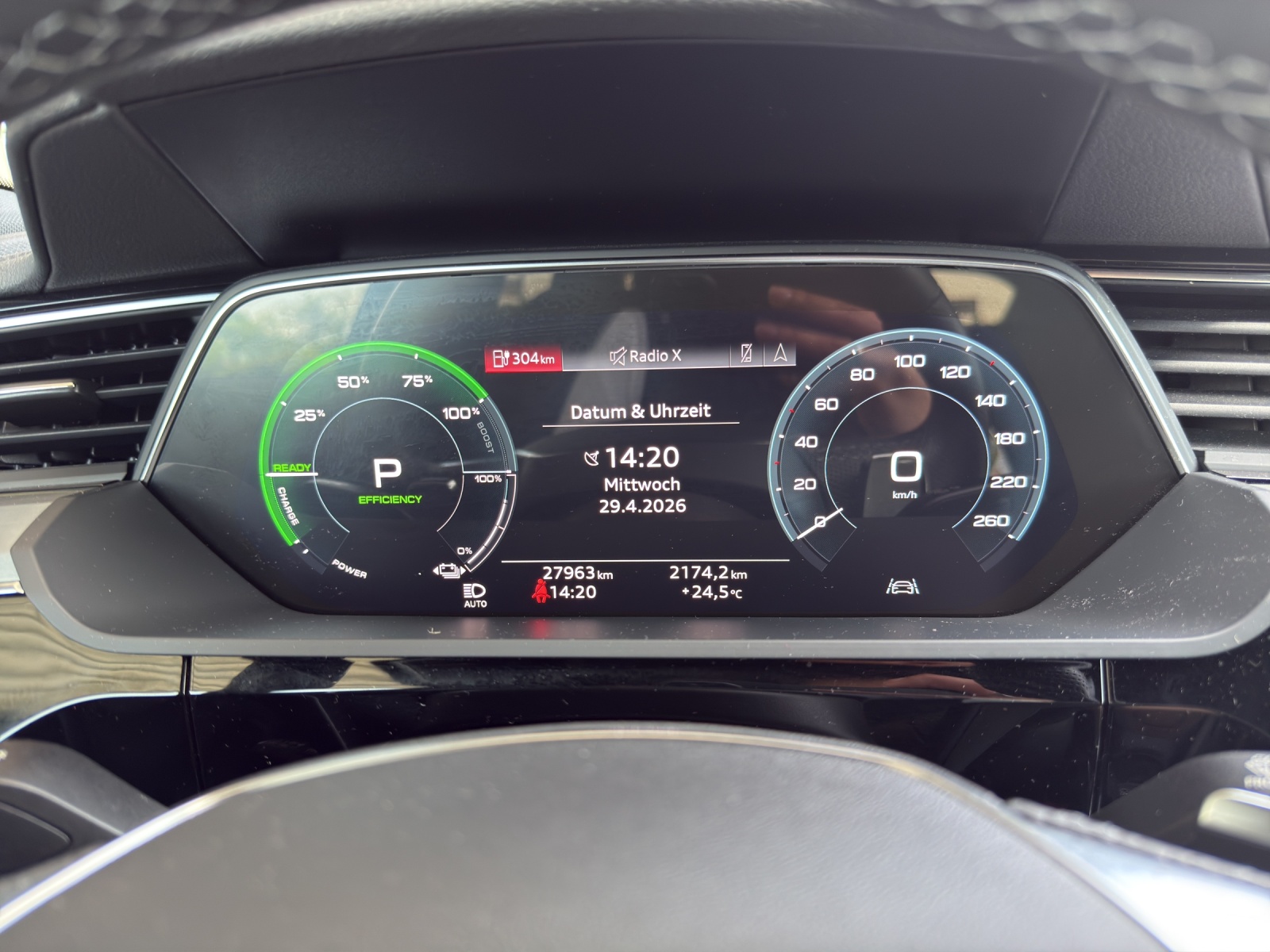 AUDI e-tron 55 Sportback S Line Black Edition quattro - 8