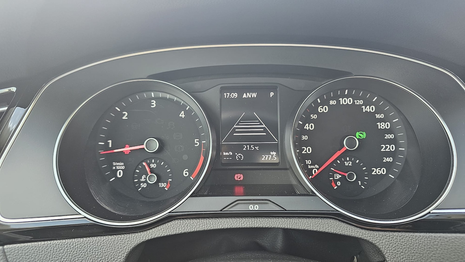 VW Passat Variant 2.0 TDI BMT Comfortline DSG 4Motion - 6