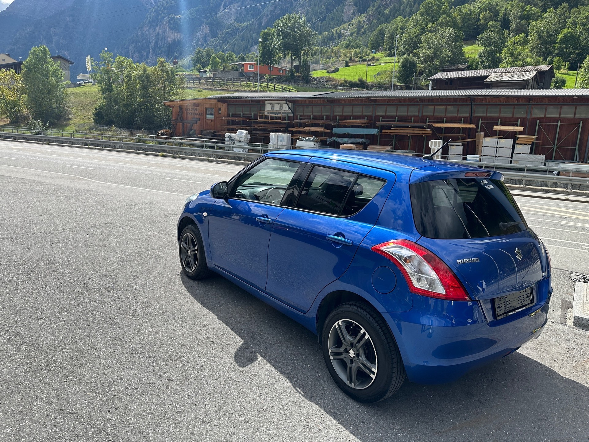 SUZUKI Swift 1.2i 16V PizSulai 4x4 - 5