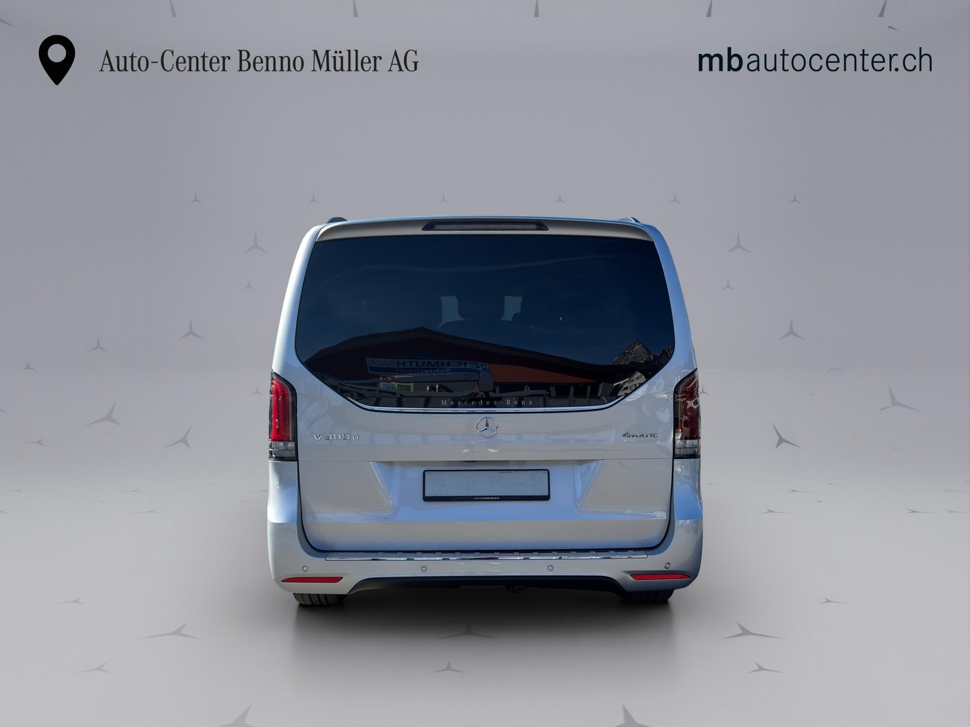 MERCEDES-BENZ V 300 d Swiss Ed. lang 4matic Van - 4