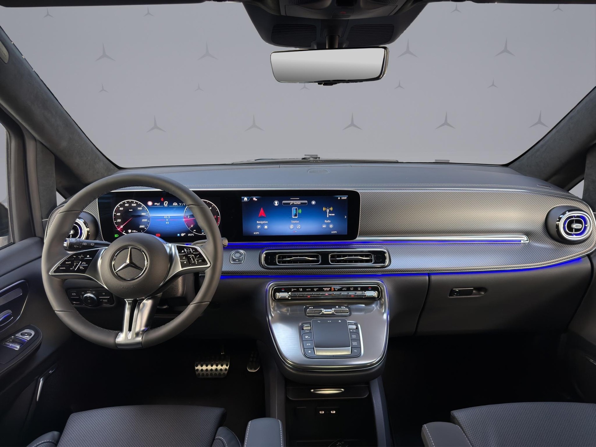 MERCEDES-BENZ V 300 d Swiss Ed. lang 4matic Van - 12