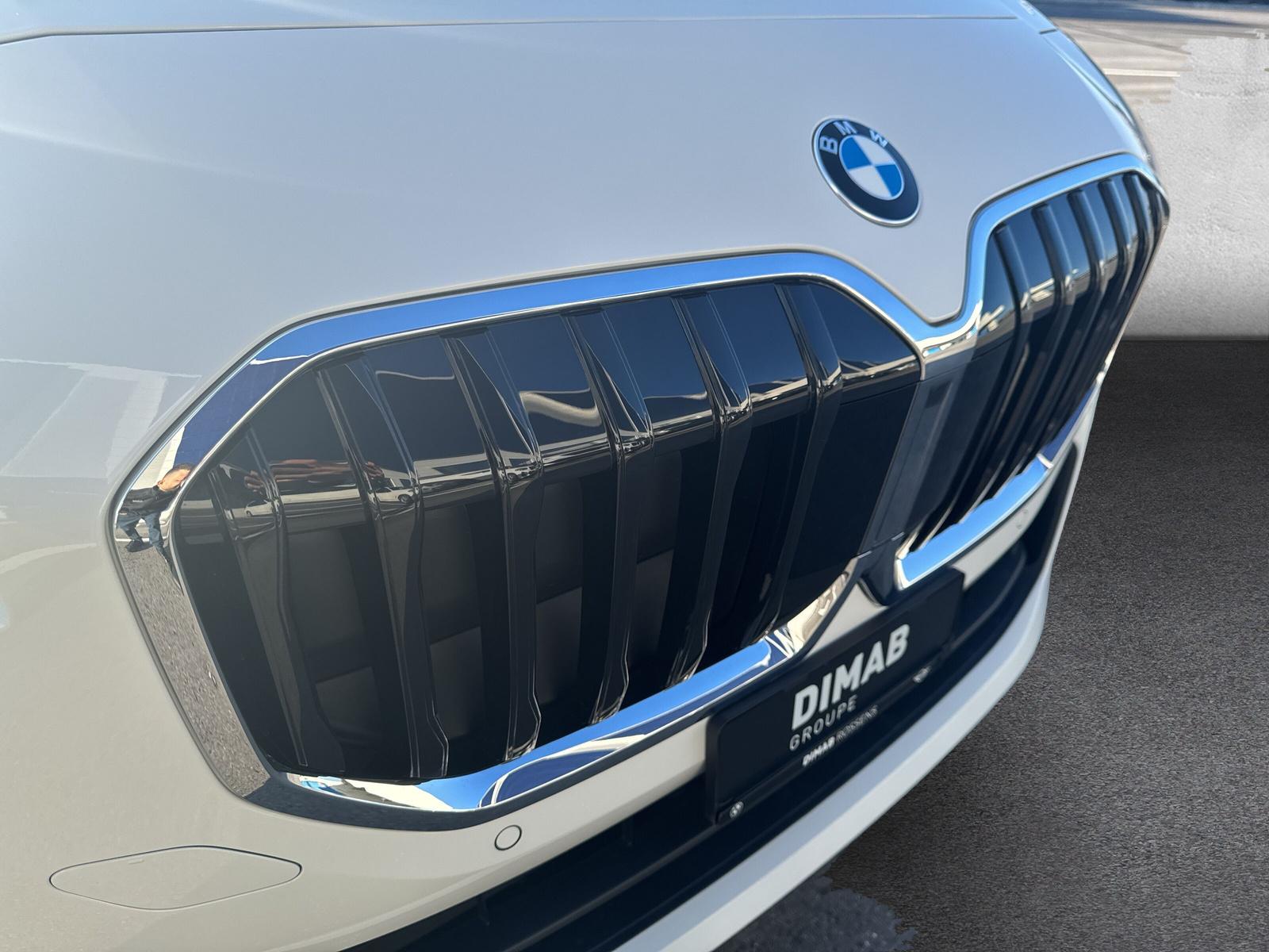 BMW 218i Active Tourer U06 (CH) AHK 1.3T 📍 - 24