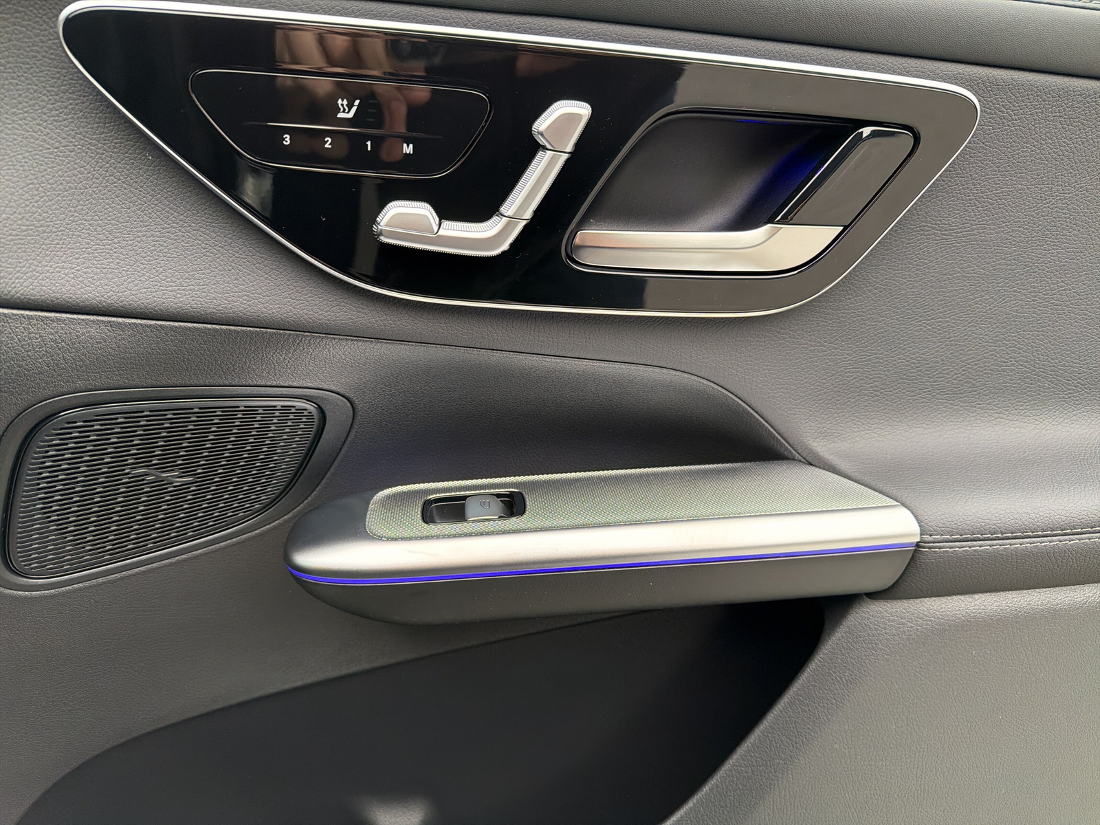 MERCEDES-BENZ GLC 300 de 4Matic EQ Star 9G-Tronic - 17