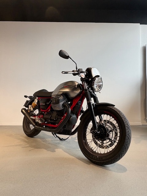 MOTO GUZZI V7 III Racer 750 ABS