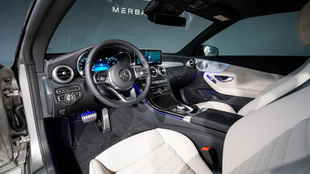 MERCEDES-BENZ C 200 AMG Line 4Matic - 6