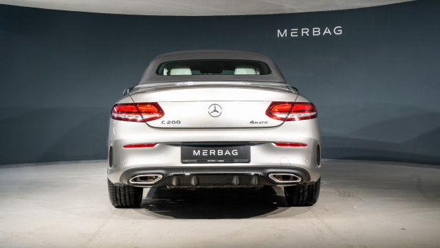 MERCEDES-BENZ C 200 AMG Line 4Matic - 4