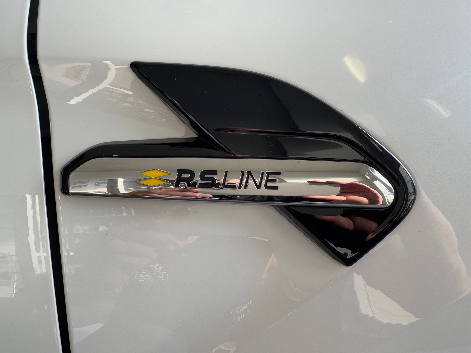 RENAULT Captur 1.3 TCe EDC R.S.Line - 8